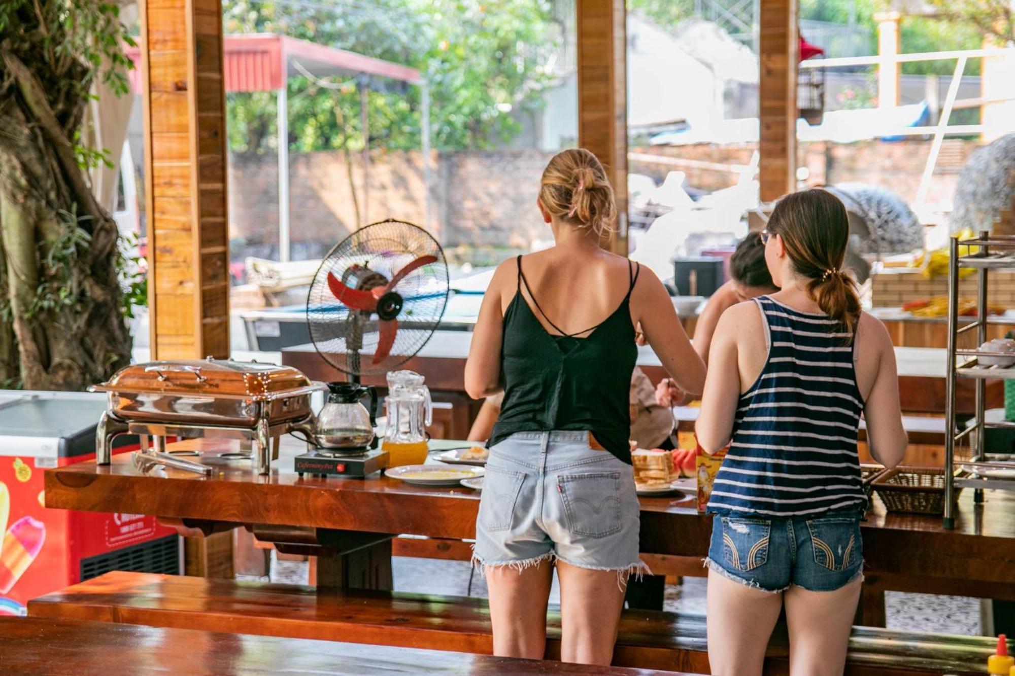 Cao Thach Homestay นิญบิ่ญ ภายนอก รูปภาพ